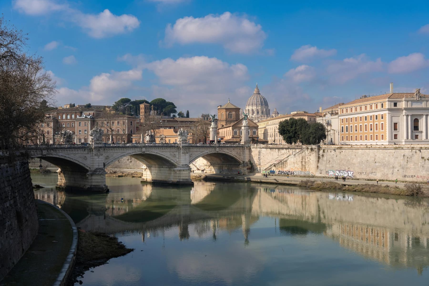 Lungotevere