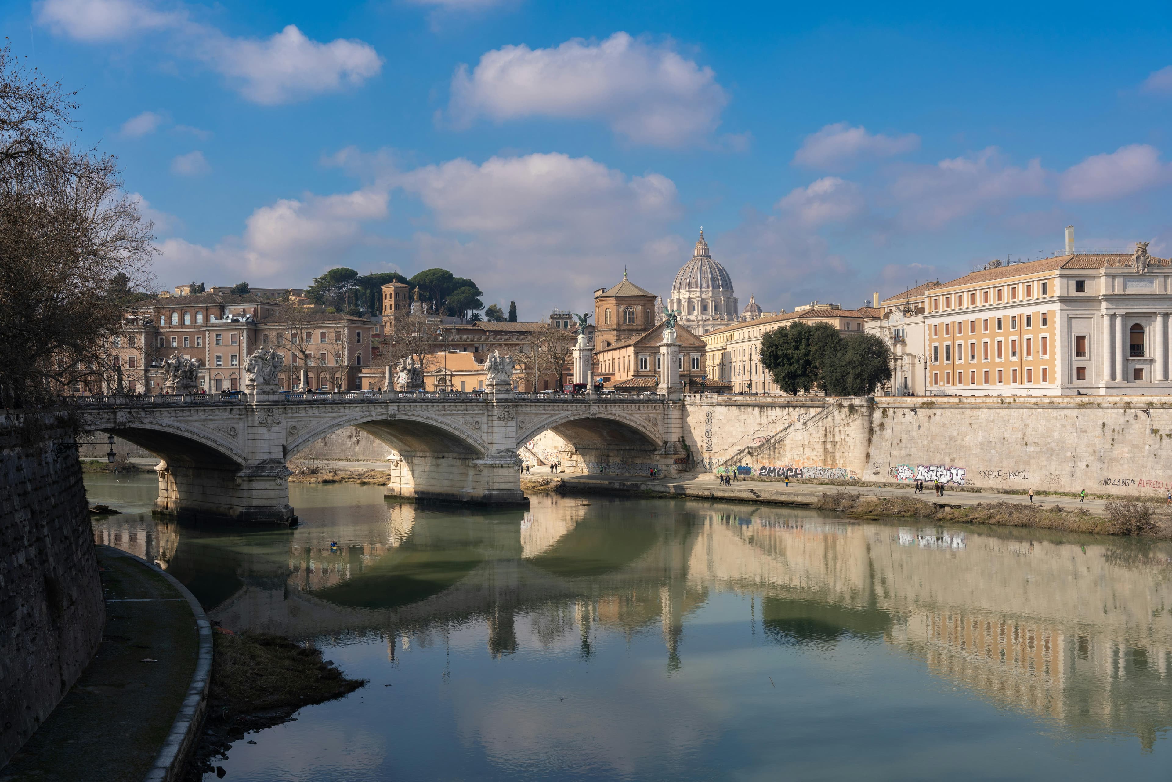 Lungotevere